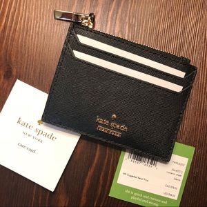 ❗️SOLD❗️Kate Spade Cameron Street Lalena wallet